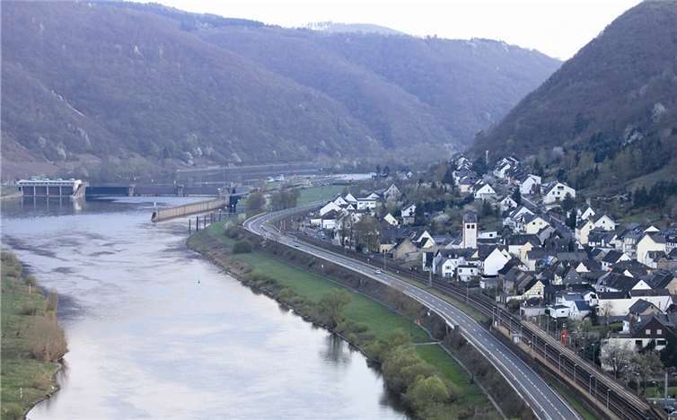 Die Planunterlagen für den Bau dern zweiten Schleuse liegen in der Zeit vom 18. Februar bis zum 18. März zur Einsichtnahme und Stellungnahme aus. FWG-Fraktion Lehmen und Moselsürsch