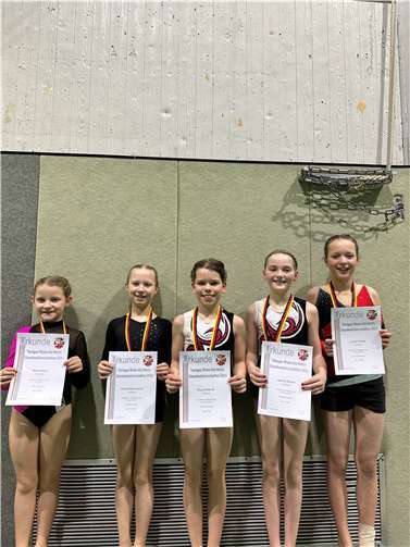 Die Polcher Turnerinnen freuen sich über ihre Platzierungen.  Foto: Turngesellschaft Polch