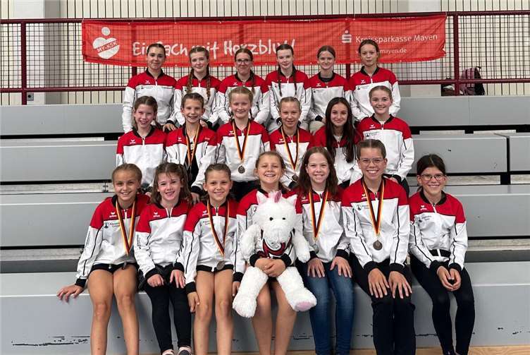 Die Polcher Turnerinnen freuen sich über ihre Erfolge. Foto: privat