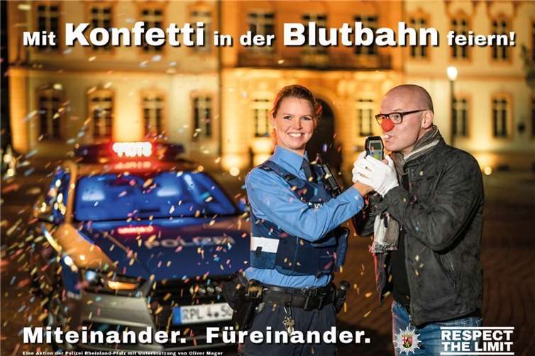Die Polizei Koblenz gibt wertvolle Tipps, um Bürgerinnen und Bürger in der närrischen Zeit vor Unfällen durch Alkohol am Steuer zu bewahren.