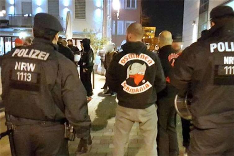 Die Polizei NRW geht entschieden gegen kriminelle Rockerbanden vor.Polizei Oberhausen