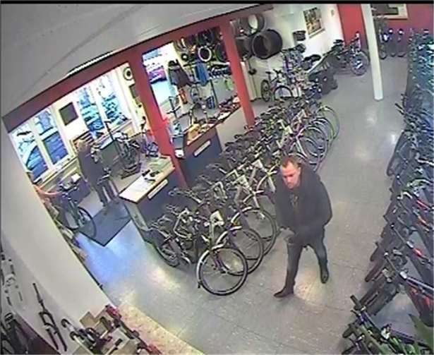 Die Polizei fahndet derzeit nach einem Dieb. Foto: Polizei