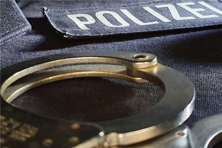 Die Polizisten mussten in Koblenz einiges über sich ergehen lassen. Foto: pixabay.com
