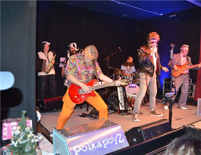 Die Polka-PoyZ und die blasenden Tiere in Action.Fotos: AB