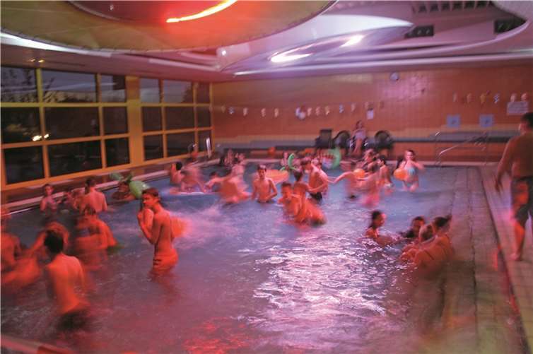 Die Poolparty war ein voller Erfolg, dank zahlreiche Helfer.Privat