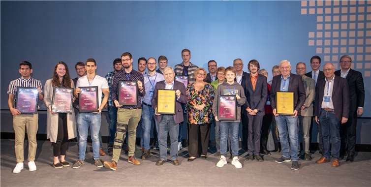 Die Preisträger des Bürgermedienpreises stellten die Bedeutung des Lokalfernsehens für Demokratie und Vielfalt unter Beweis.Fotos: -Jost-