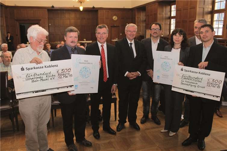 Die Preisträger des Koblenzer Klimaschutzpreises 2015 zeichneten sich im vergangenen Jahr durch besonderes Engagement im Bereich der Nachhaltigkeit aus.Stadt Koblenz