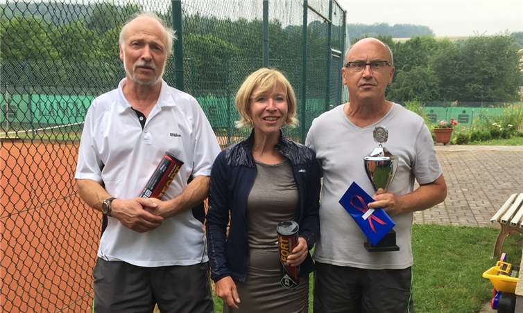 Die Preisträger von links: Robert Baulig, Erna Schandua, Harald Lohner. privat