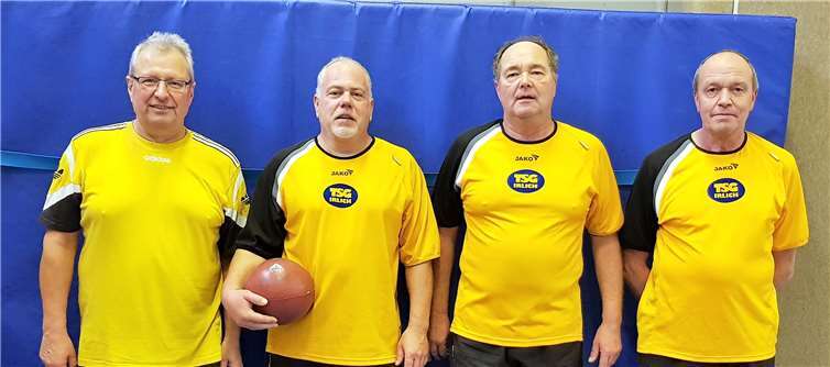 Die Prellballer der TSG Irlich nach dem zweiten Platz: (V.l.) Reiner Wolf, Patrick Hoffmann, Dietmar Weber und Michael Mülhöfer. Foto: privat