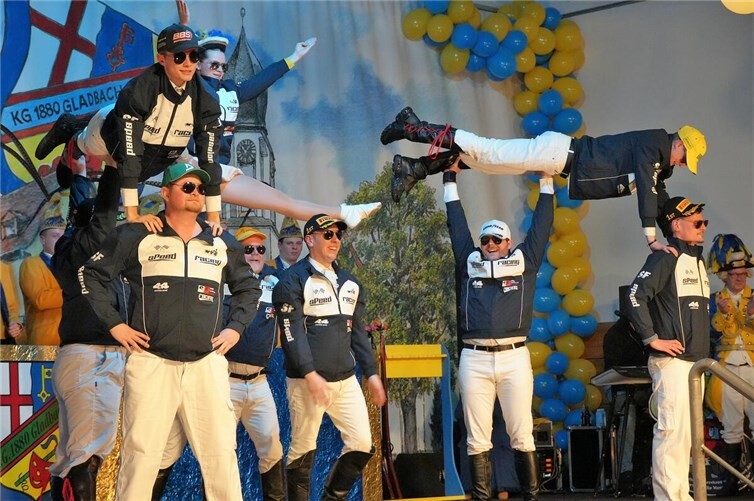 Die Prinzengarde begeisterte mit ihre furios-rasanten Showeinlage.