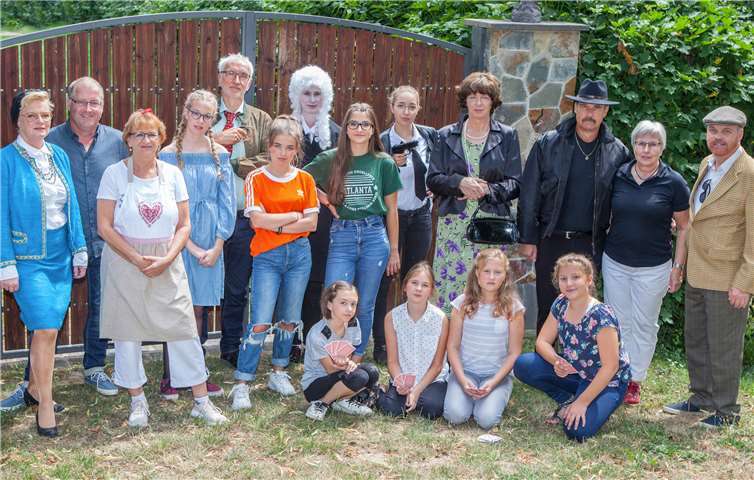 Die Proben für das neue Theaterstück laufen auf Hochtouren und die Schauspieler freuen sich jetzt schon auf die Aufführungen. Foto: Kurt Oblak