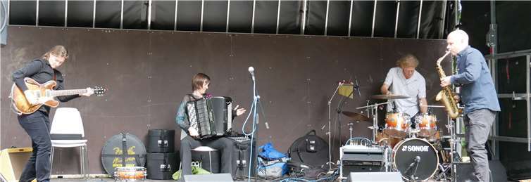 Die Projektband Bunker-Sessions hat schon zahlreiche Abende im B-05 begleitet und bestimmt.