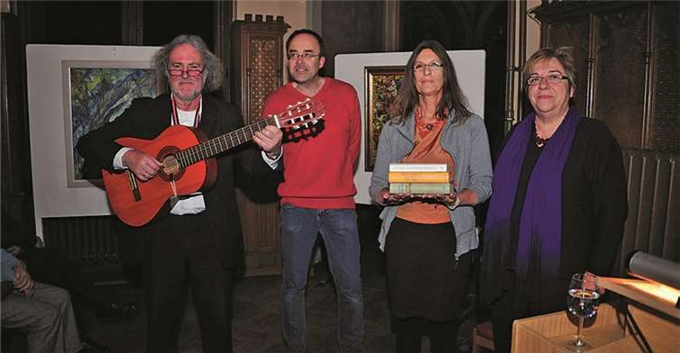 Die Protagonisten des Benefizabends im Sinziger Schloss (v. l.): Hubertus Raabe, Benno Schneider, Eveline Larisika und Elisabeth Groß. RÜ