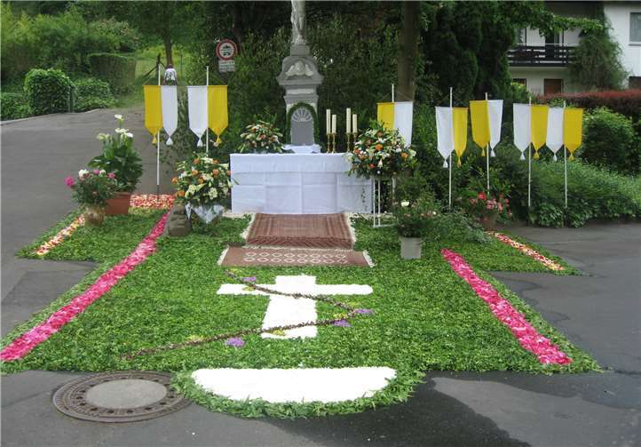 Die Prozession wird an vier Stationen mit schön gestalteten Altären halten.Foto: privat