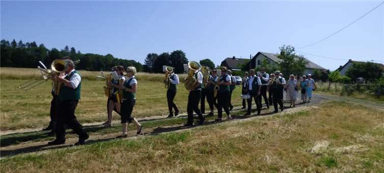 Die Prozession zur Antoniuskapelle.