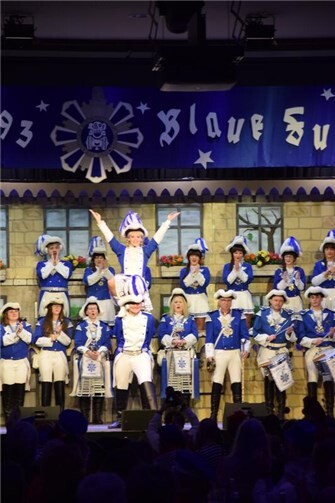 Die Prunksitzungen der KG Fidelitas 1893 „Blaue Funken“ e.V. begeisterten das Publikum. Foto: privat