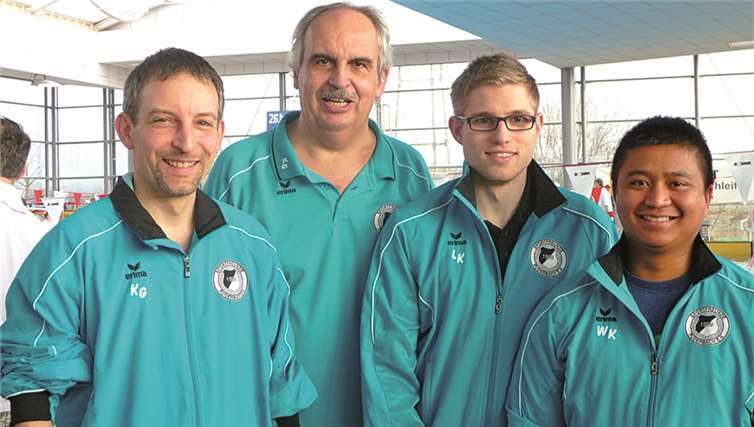 Die Puderbacher Mastersschwimmer. V.l.: Christoph Haag, Klaus-Günter Schuh, Lukas Kambeck und Wiroj Klein.privat