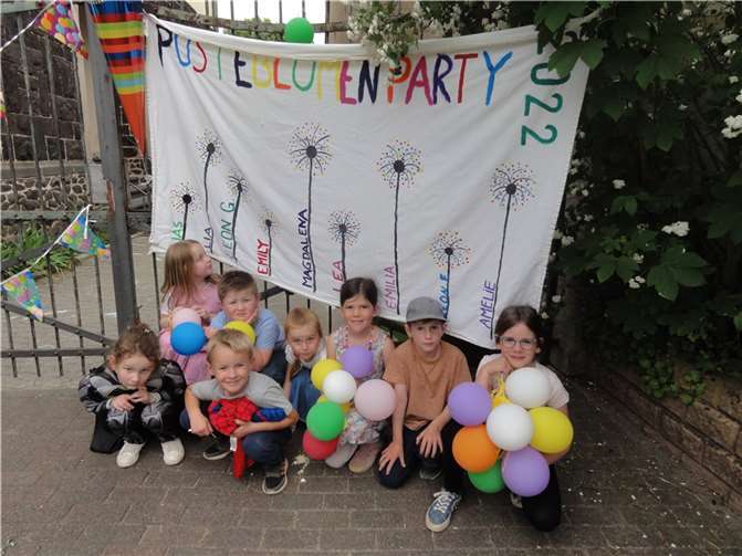 Die „Pusteblumenkinder“ feierten eine Party.  Foto: Kita