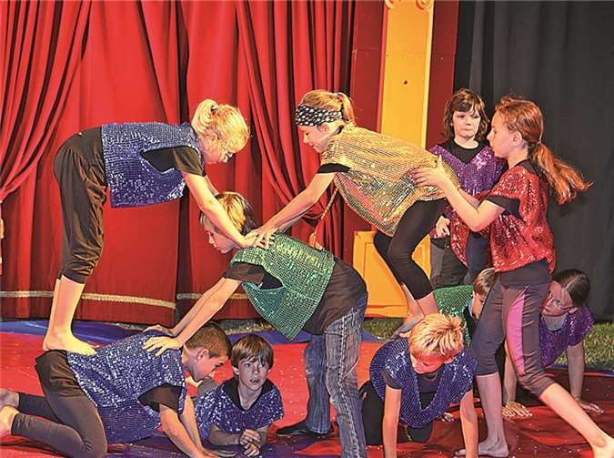 Die Pyramide ist eine Herausforderung mit größter Präzision und Koordination.