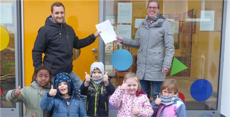 Die Qualitätsbeauftragte der Kührer Fürsorge Uta Marx hat sich einen Tag lang den Alltag und die Abläufe in der Integrativen Kindertagesstätte des Herz-Jesu-Hauses Kühr angesehen und erklären lassen.Foto: privat