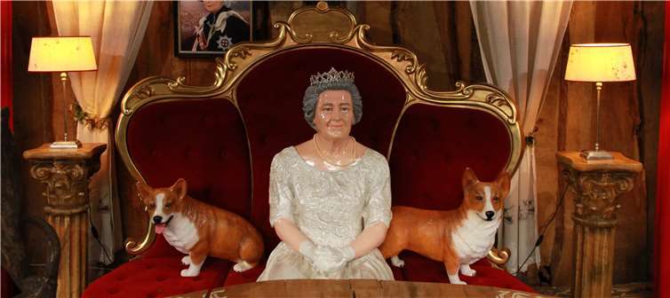 Die Queen hat momentan stürmische Zeiten zu überstehen. Fotos: kbl