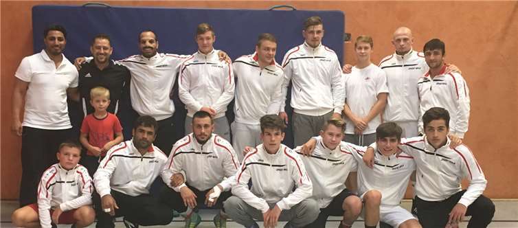 Die RSV Ringer freuen sich auf zahlreiche Zuschauer beim ersten Heimkampf der neuen Saison.privat