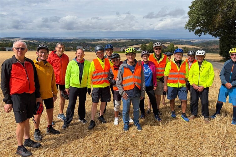 Die Radlergruppe vom Verein plus/minus 60 aktiv unterwegs