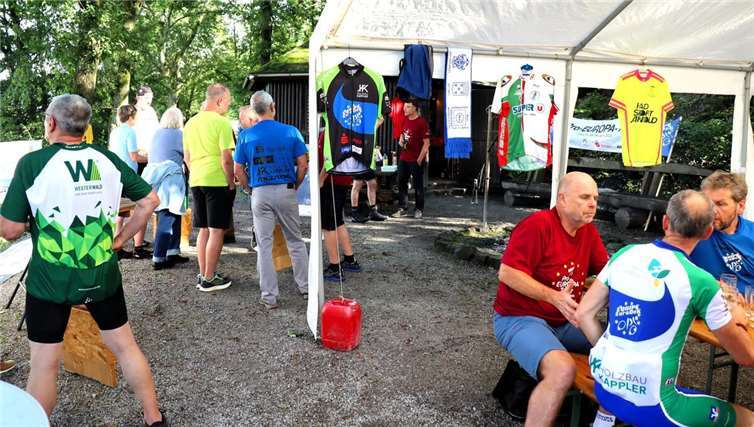 Die Radsportler der Equipe EuroDeK sind schon seit Gründung im Gelbachtal „daheim“ - und laden am Samstag, 9.8.2025 das radsportliche Umfeld wieder zur Radsportfete ein.  Foto: Uli Schmidt
