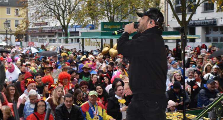 Die Räuber begeisterten die Narren.