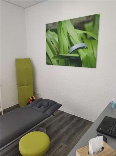 Die Räumlichkeiten der Physiotherapie-Praxis im Gebäude des MVZ MEDICUMs Rhein-Ahr-Eifel. Foto: privat
