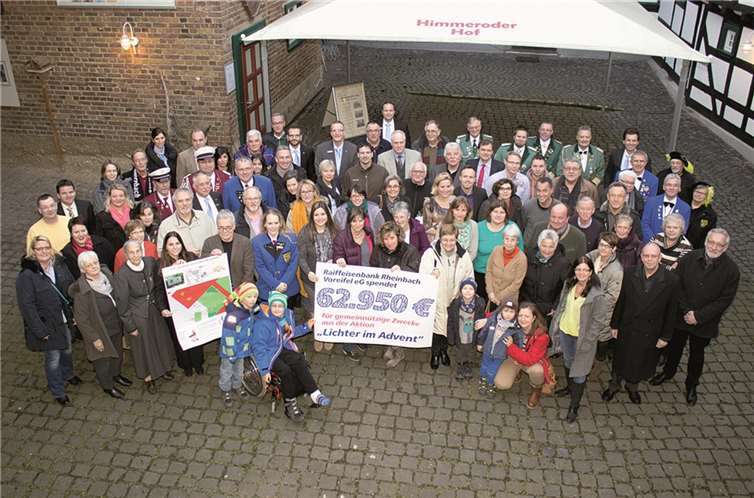 Die Raiffeisenbank Rheinbach Voreifel eG konnte 62.950 Euro für gemeinnützige Projekte zur Verfügung stellen.privat