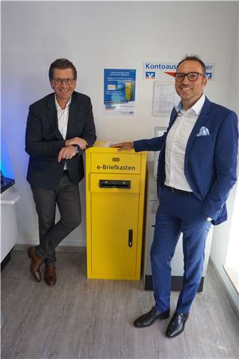 Die Raiffeisenbank Voreifel eG setzt seit Mitte des Jahres an aktuell drei Standorten auf den EMIL e-Briefkasten und eine innovative Technik bei der Bearbeitung von Kundenunterlagen.Foto: Raiffeisenbank Voreifel eG