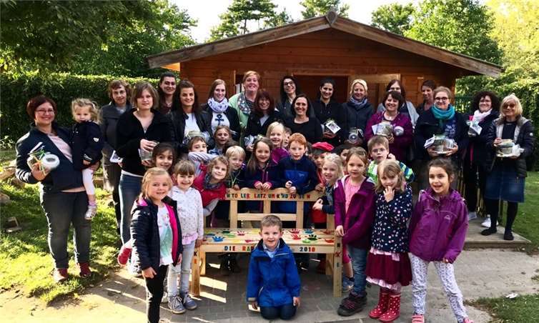 Die „Rappelriesen“ nehmen Abschied von der Kindertagesstätte Rappelkiste.privat
