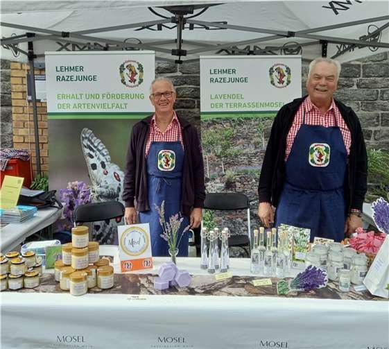 Die Razejunge beim Winninger Genussmarkt. Quelle: Lehmer Razejunge