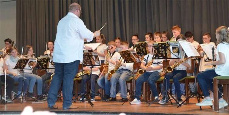 Die Realschule plus Untermosel bietet in Zusammenarbeit mit dem Bläserstudio Koblenz einen Workshop an und informiert über ihre Bläserklassen. privat