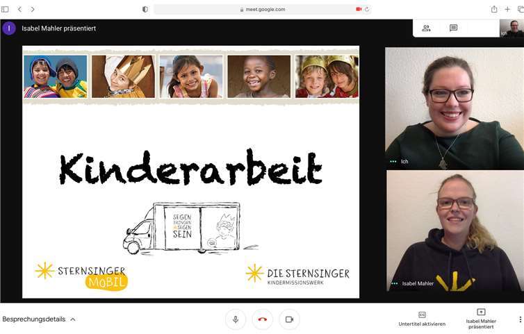 Die Referentinnen Alena Schmitz (oben) und Isabel Mahler vermitteln Kindern auf spielerische Art und Weise Wissen über die Sternsingeraktion.Foto: Kindermissionswerk „Die Sternsinger“.