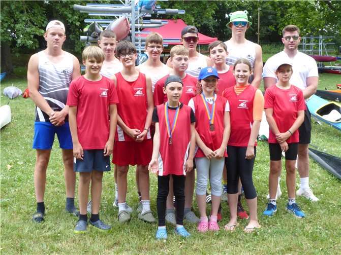 Die Regattateilnehmer in Wiesbaden. Foto: privat