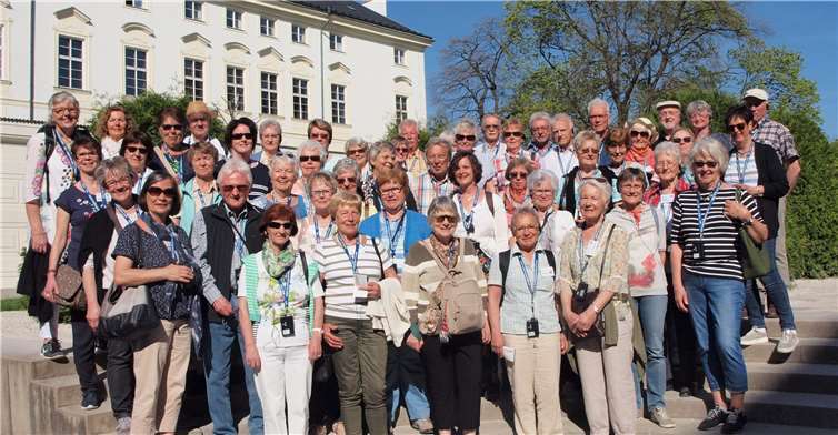 Die Reisegruppe auf dem Prager Burgberg.Marlies Erz