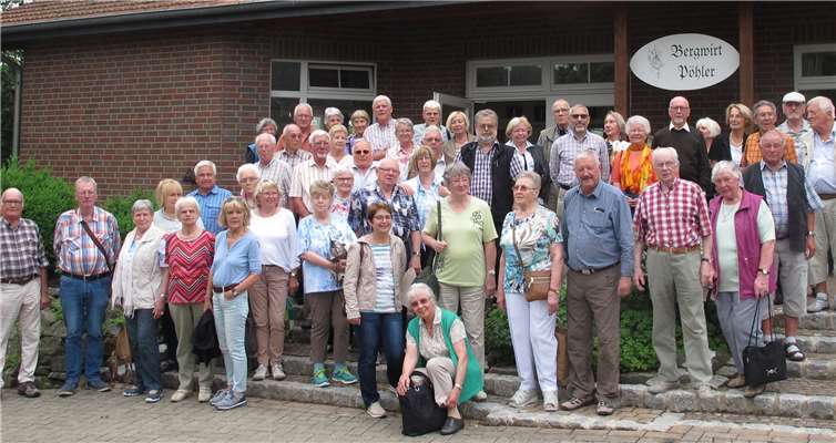 Die Reisegruppe auf der Rückfahrt mit einem Zwischenstopp in Bad Essen. privat