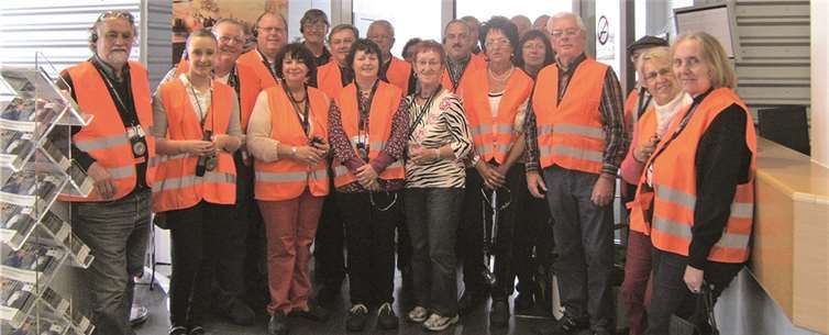 Die Reisegruppe besichtigte das BMW-Werk in Landshut.Privat