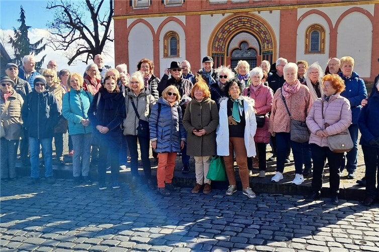 Die Reisegruppe in Limburg
