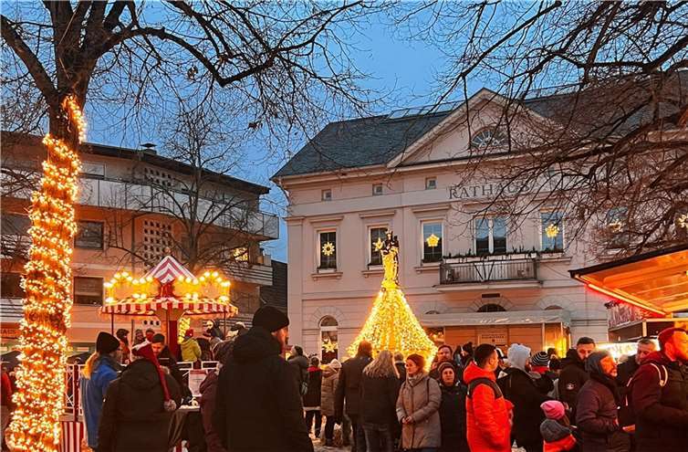 Die Remagener Innenstadt präsentiert sich festlich erleuchtet.Foto: privat