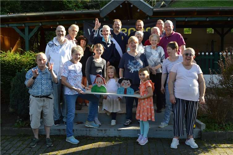 Die Remagener Schützen veranstalteten einen Nachmittag für Menschen mit Handicap.  Foto: AB