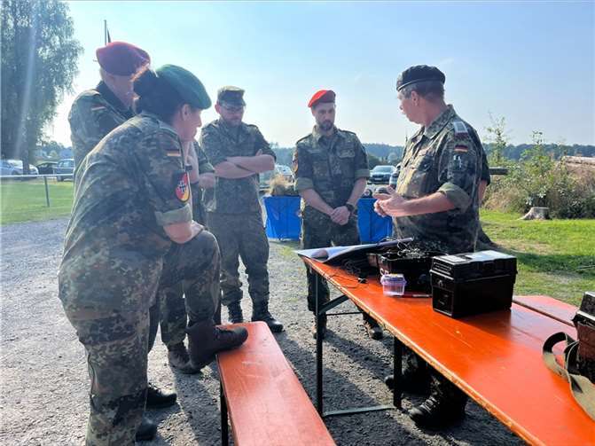 Die Reservistenkameradschaft Dreisbacher Land hat auch in diesem Jahr wieder ihr Ausbildungsbiwak in Rodenbach bei Puderbach abgehalten. Foto: privat