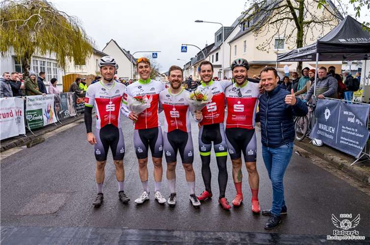 Die Resonanz der Zuschauer und Fahrer war wieder einmal hervorragend.  Foto:Holger’s Radsportfotos
