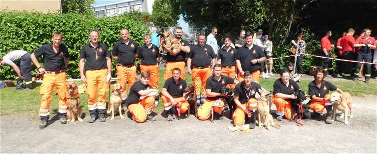 Die Rettungshundestaffel des Westerwaldes.