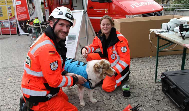 Die Rettungshundestaffel präsentierte sich vor Ort.