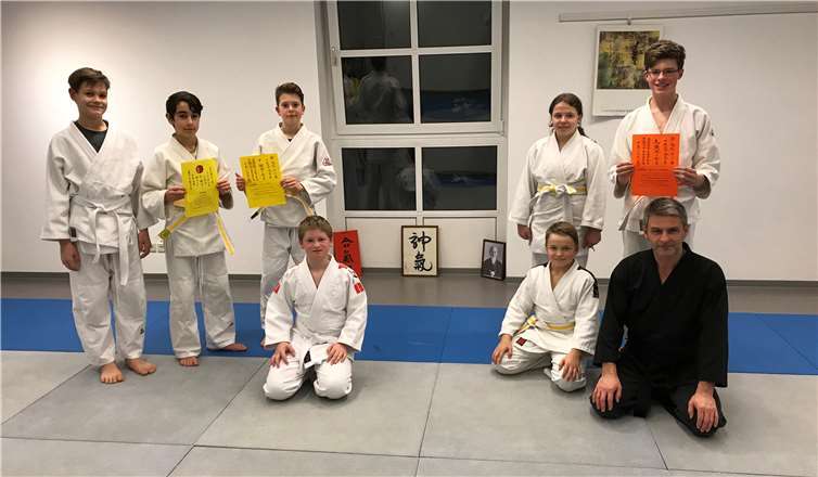 Die Rheinbacher Aikido-Jugend trainiert seit zwei Jahren im ev. Gemeindezentrum Rheinbreitbach.Foto: privat