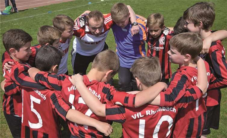 Die Rheinbacher E-Junioren liegen uneinholbar auf Platz eins.privat