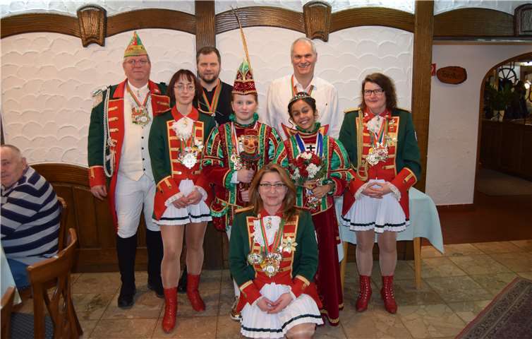 Die Rheinbacher Kindertollitäten und Rainer Thelen bedanken sich bei der Spendern Volker Deuster und Constantin von Hochberg.Alfred Eich